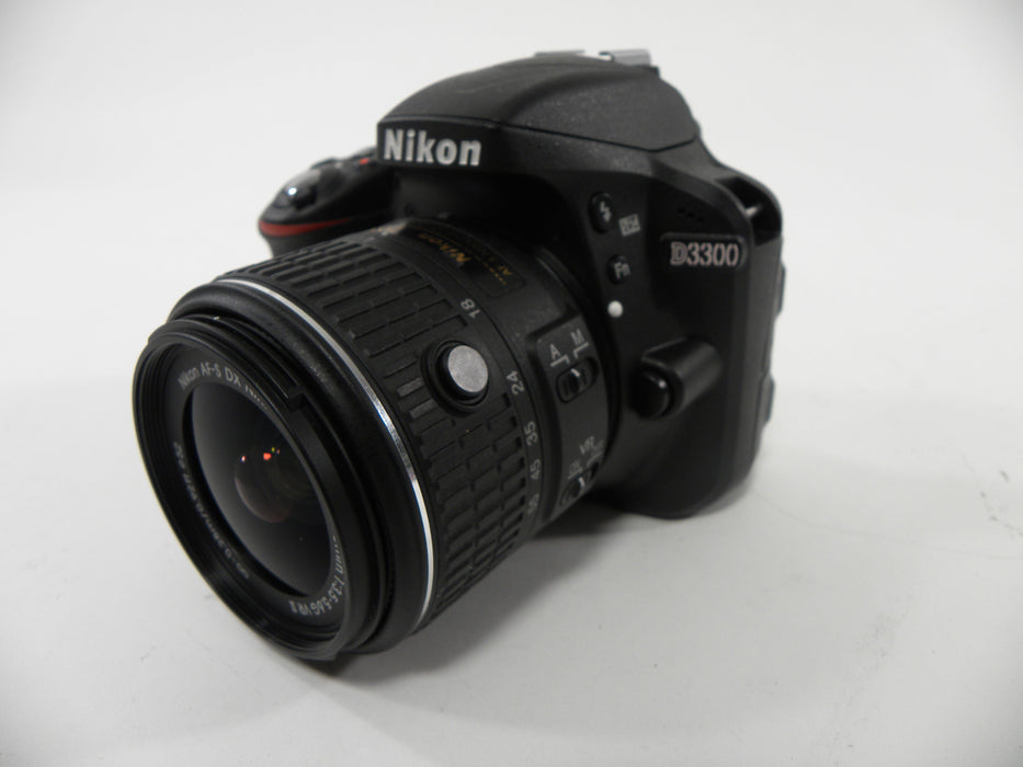 Nikon D3300 24.2mp Digital SLR w/Nikkor AF-S DX VR 18-55 Shutter Ct #750