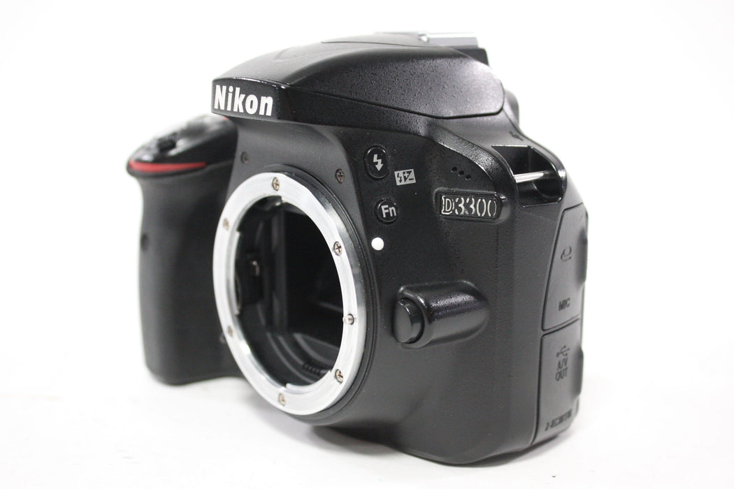 Nikon D3300 DSLR Camera with Nikon 18-55mm f/3.5-5.6G II DX VR Lens with Shutter Count 15,706