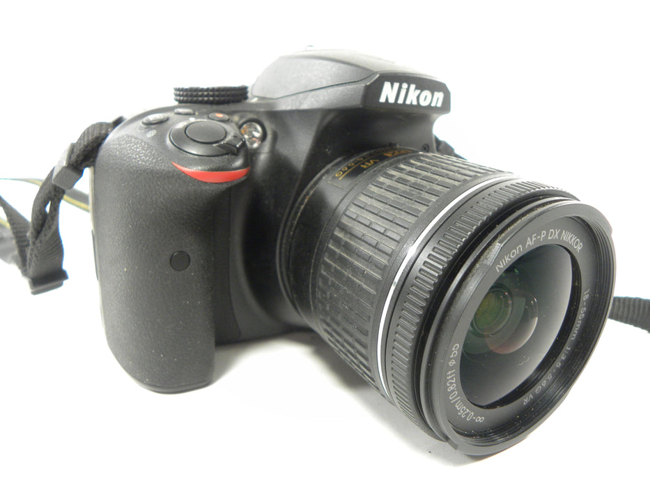 Nikon D3400 24.2mp Digital SLR w/Nikkor AF-P DX VR 18-55 Shutter ct. 607