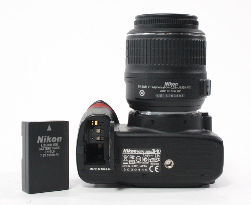 Nikon D40 DSLR with Nikon 18-55mm f/3.55.6 G VR Lens Shutter Count 4,742