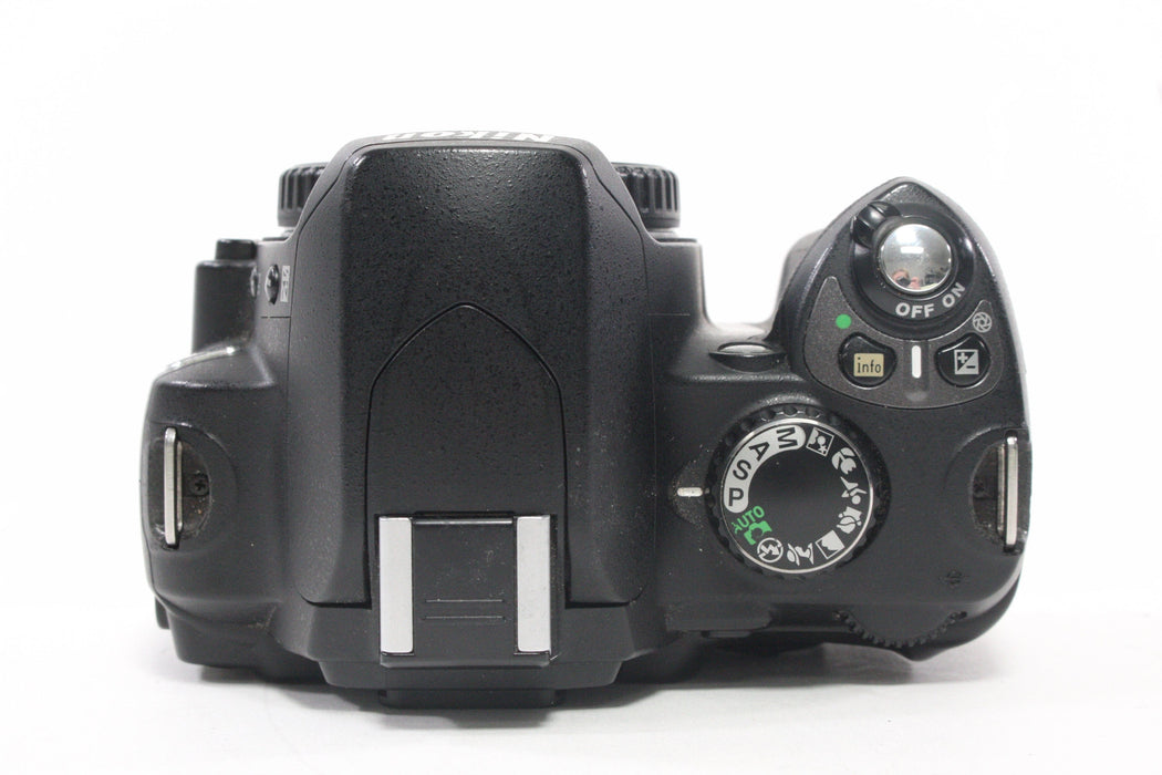 Nikon D40X DSLR Camera Body with Shutter Count 21,714