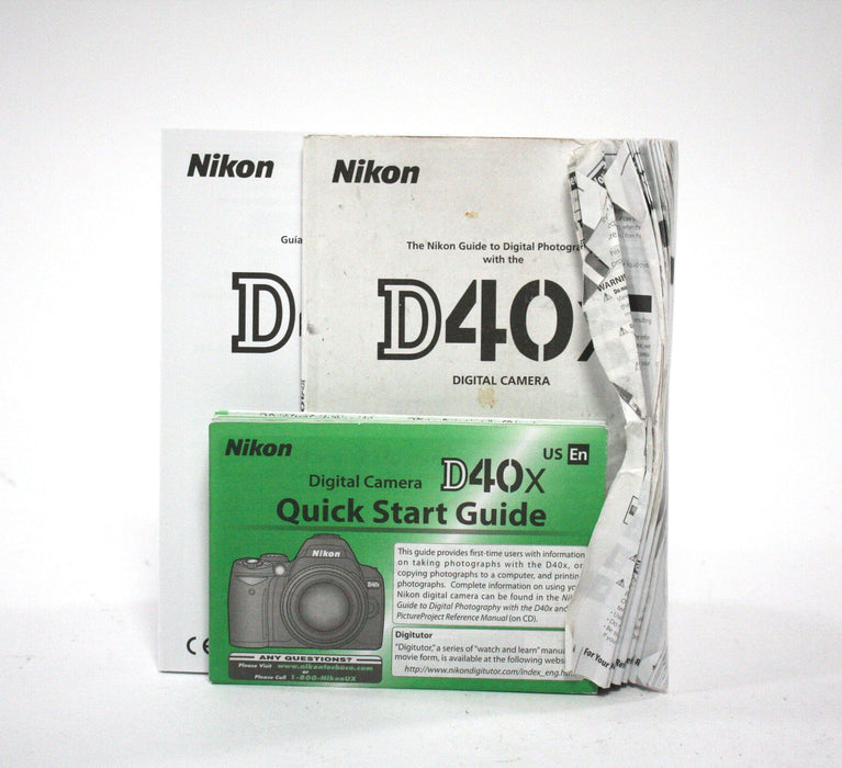 Nikon D40X with 18-55mm f/3.5-5.6G II Lens with Shutter Count 6,273