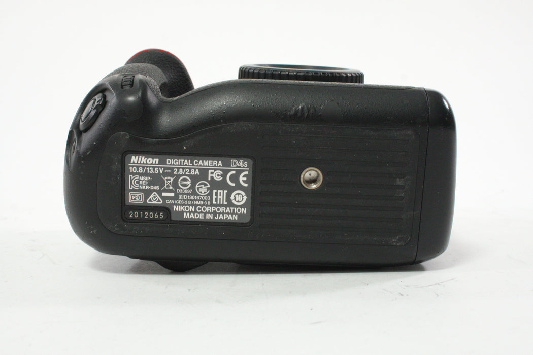 Nikon D4S DSLR Camera Body with a Shutter Count of 45,606