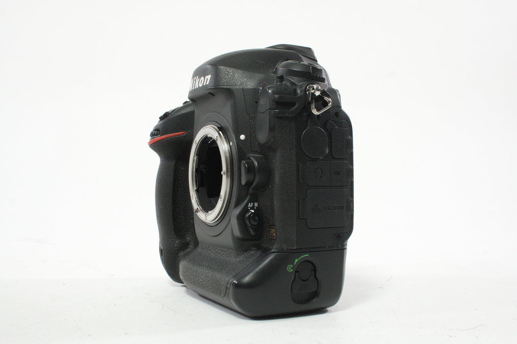 Nikon D4S DSLR Camera Body with a Shutter Count of 45,606