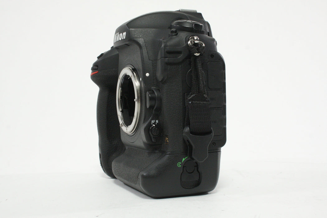 Nikon D5 Dual XQD DSLR Camera Body with Shutter Count of 82,484