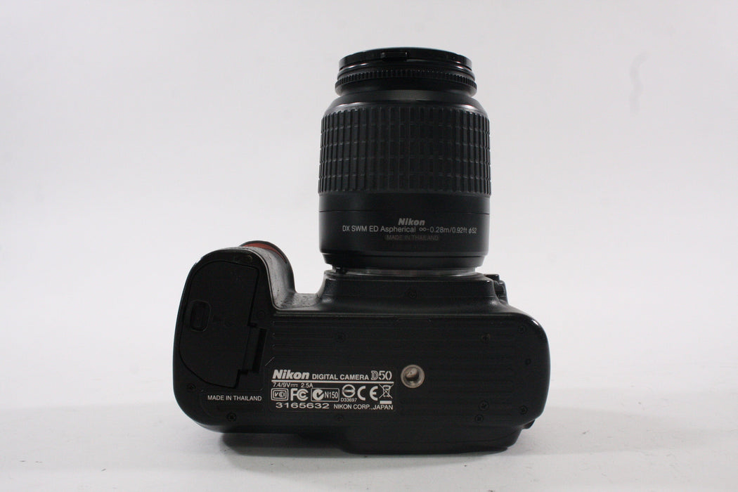 Nikon D50 DSLR Camera Body with 18-55mm f/3.5-5.6 ED G AF-S Lens SC# 6,292