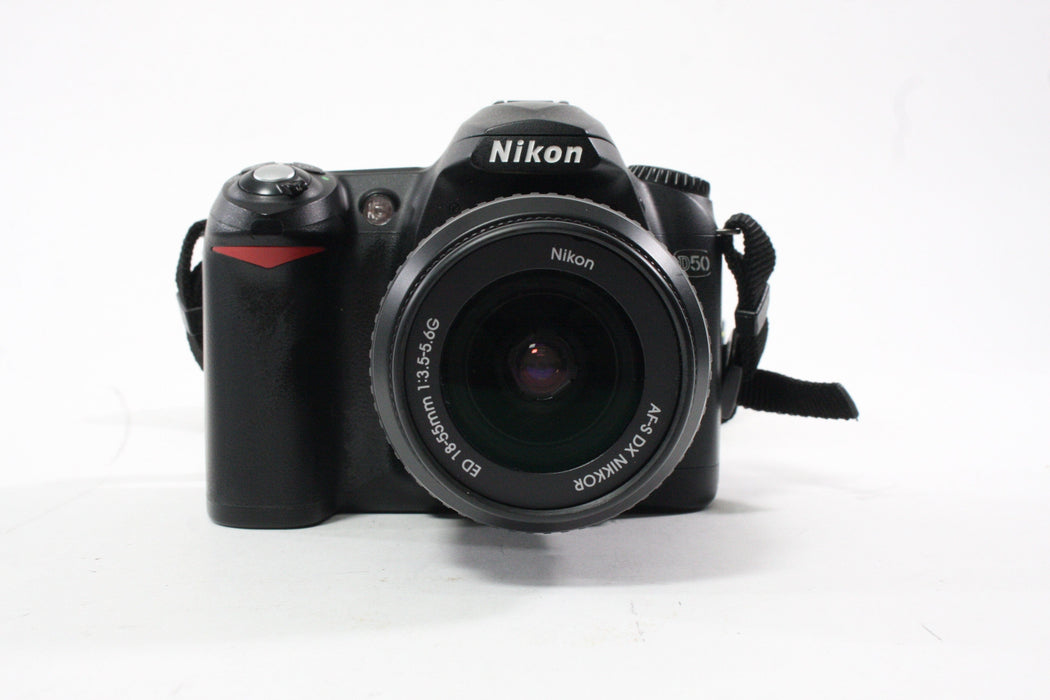 Nikon D50 DSLR Camera with 18-55mm f/3.5-5.6 G Lens