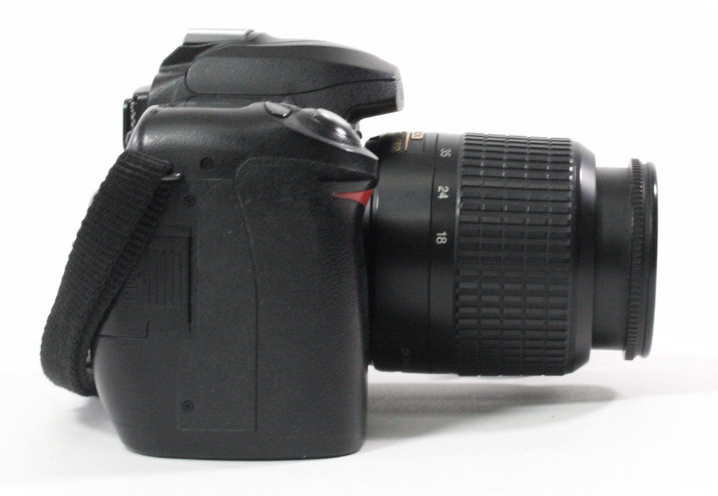 Nikon D50 with Nikon 18-55mm f/3.5-5.6 G ED DX SUM-ED Lens