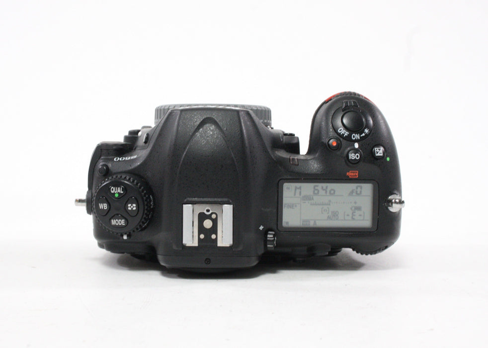 Nikon D5000 DSLR Camera with 18-55mm f/3.5-5.6 G VR Kit Lens Shutter Count 5,529