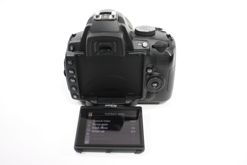 Nikon D5000 DSLR Camera with 18-55mm f/3.5-5.6G VR AF-S Lens for F Mount with Shutter Count 3,872