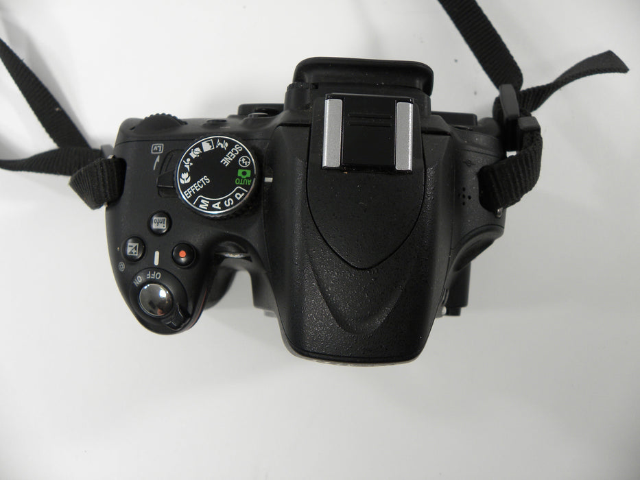 Nikon D5100 16.2mp Digital SLR Body Only Shutter Ct. 8,391