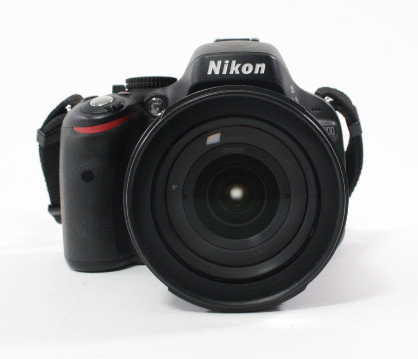 Nikon D5100 DSLR with Nikon 18-70mm f/3.5-4.5G DX ED AF-S Lens with Shutter Count 990
