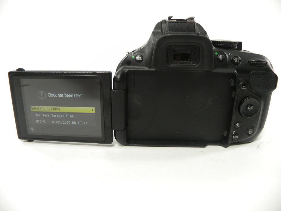 Nikon D5200 24.1mp Digital SLR Body Only Shutter Ct. 7,584