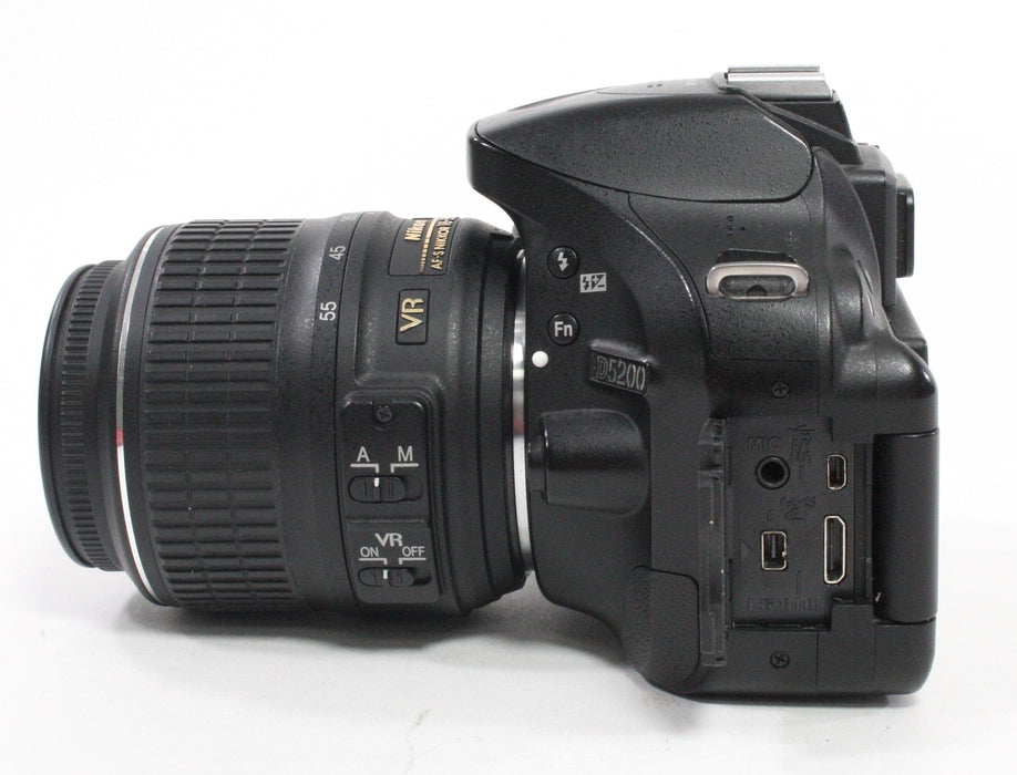 Nikon D5200 Digital Camera with 18-55mm f/3.5-5.6 VR Lens SC#10,887