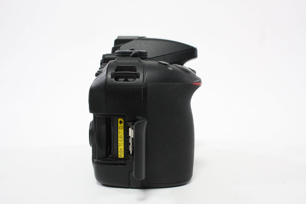 Nikon D5300 Digital SLR Camera with Shutter Count 120,316