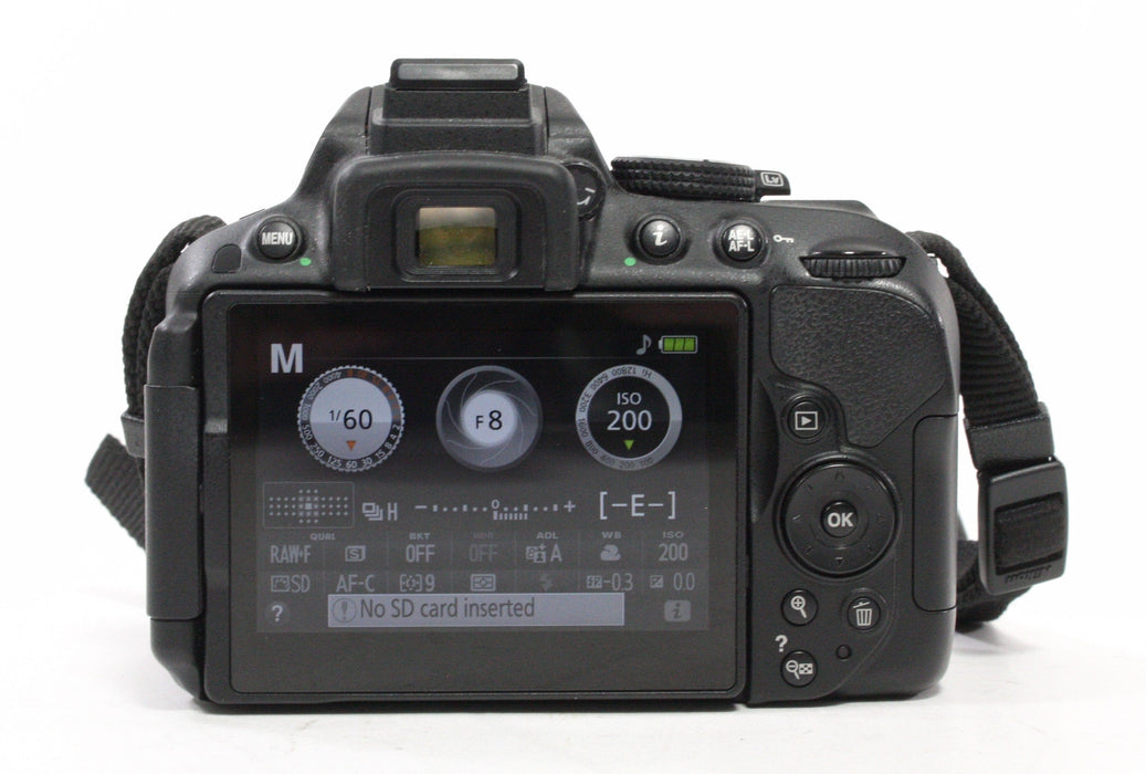 Nikon D5300 Digital SLR with 18-55mm f/3.5-5.6G Lens Shutter Count 3,192