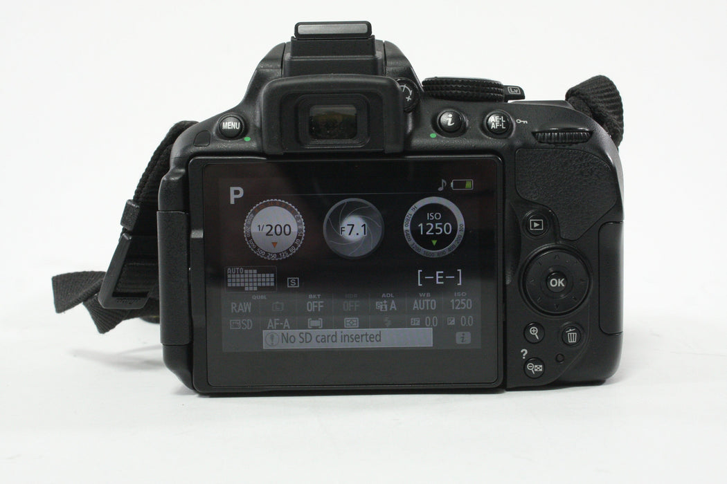 Nikon D5300 DSLR Camera with 18-55mm f/3.5-5.6 G II VR Lens Shutter Count 2,550