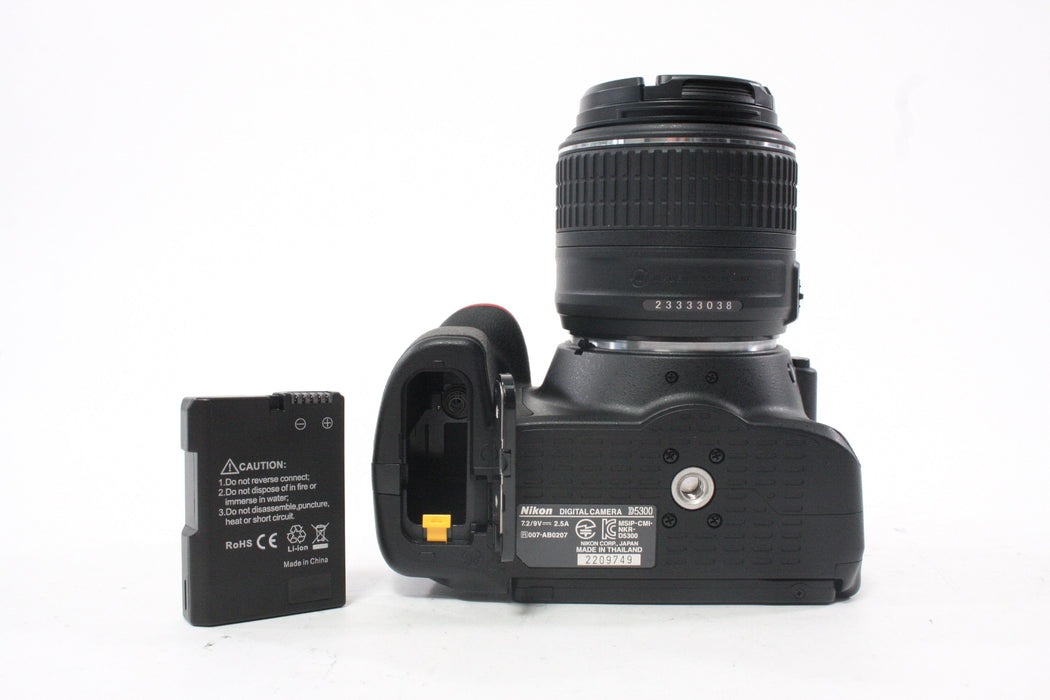 Nikon D5300 DSLR with 18-55mm VR II Lens with Shutter Count ONLY 231