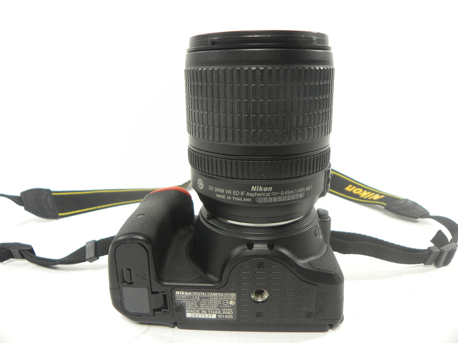 Nikon D5500 24.1mp Digital SLR w/Nikkor AF-S 18-105mm  S/C 3,777