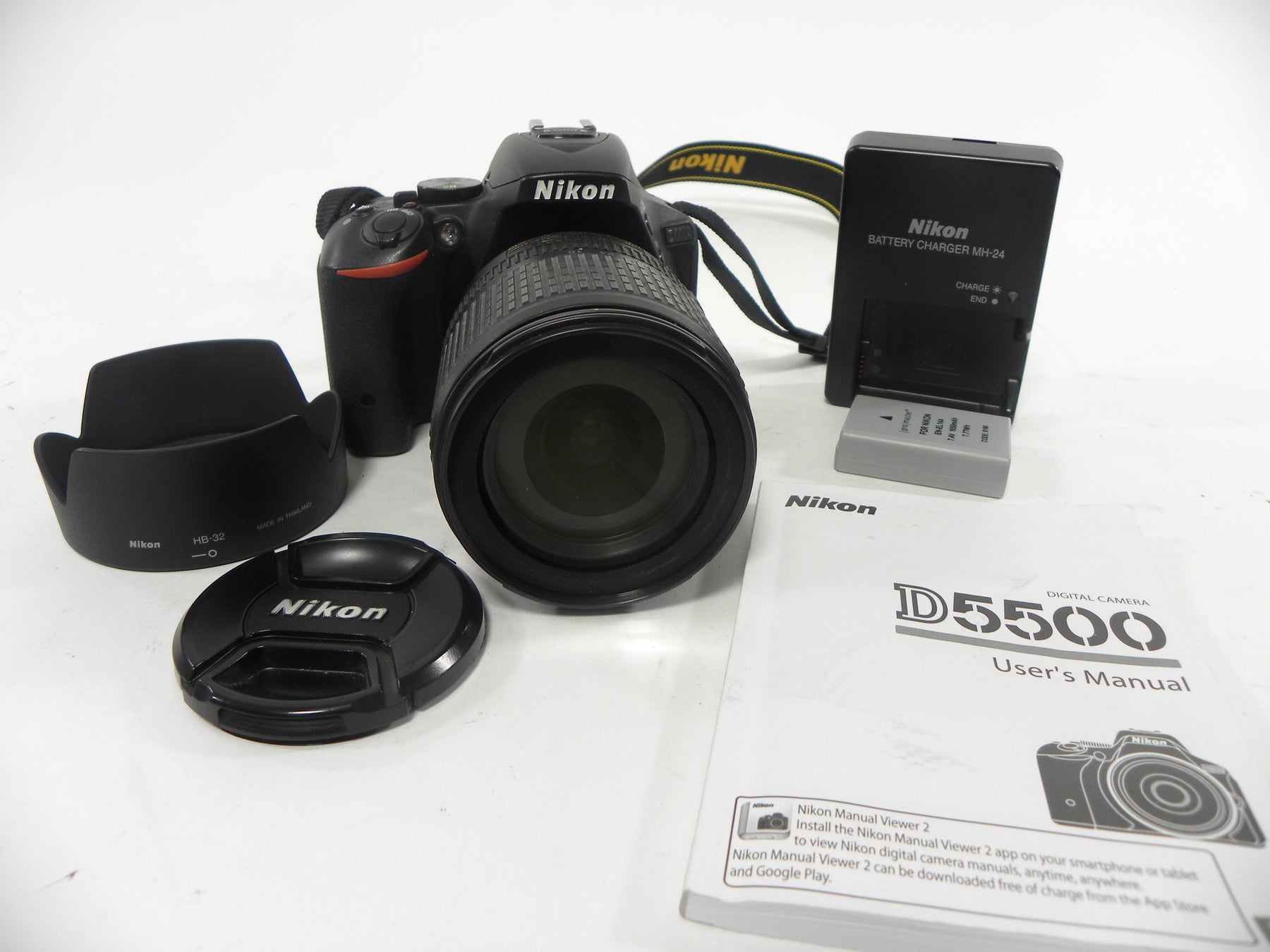 Nikon D5500 24.1mp Digital SLR w/Nikkor AF-S 18-105mm  S/C 3,777