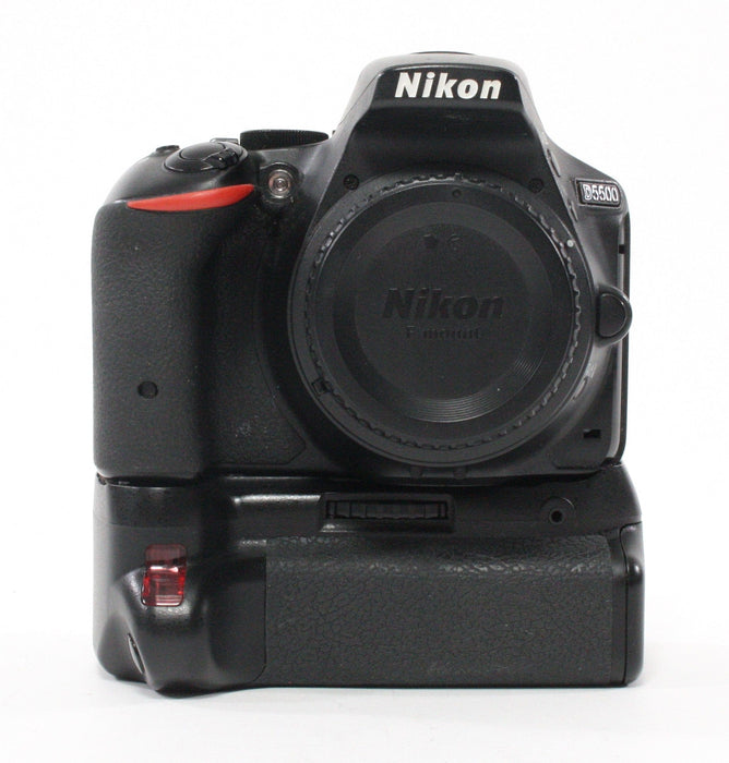 Nikon D5500 Digital Camera SC 31,447 (w/ Neewer Battery Grip)