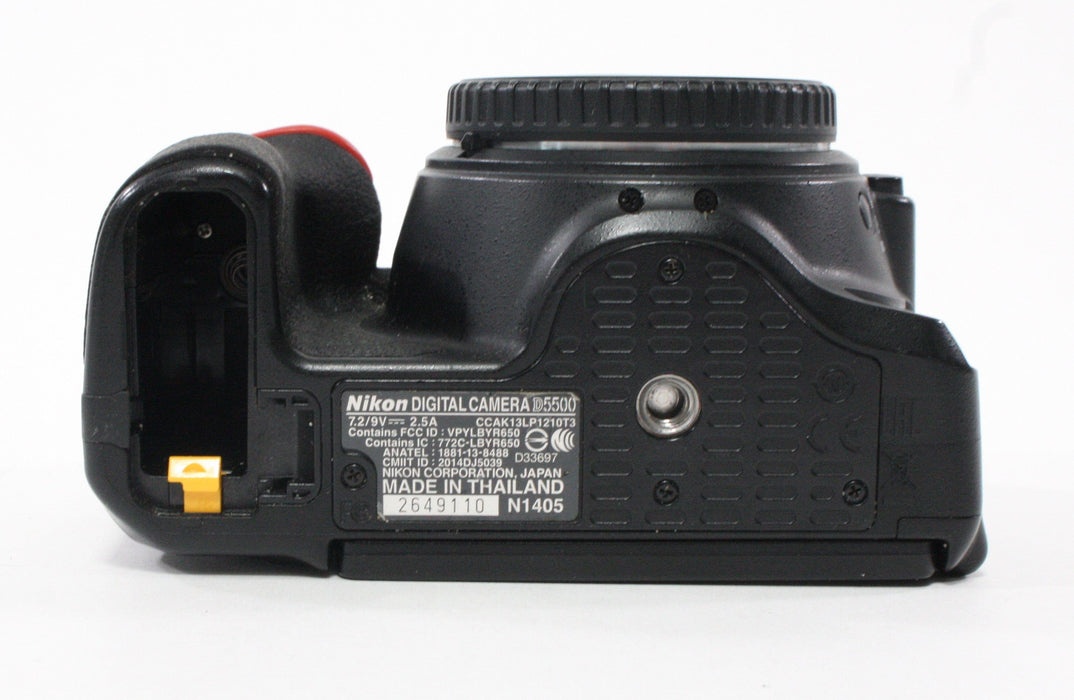 Nikon D5500 Digital Camera SC 31,447 (w/ Neewer Battery Grip)