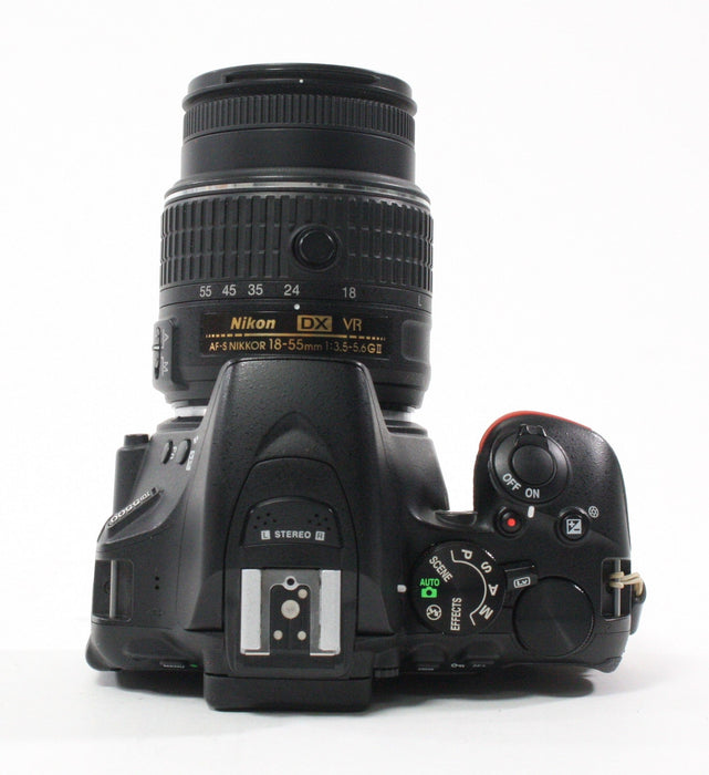 Nikon D5500 Digital SLR with 18-55mm f3.5-5.5G VR II Lens Shutter Count 2,325