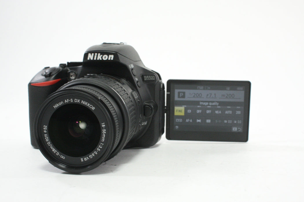 Nikon D5500 DSLR Camera with 18-55mm f/3.5-5.6G II DX VR Lens with Shutter Count 1,722