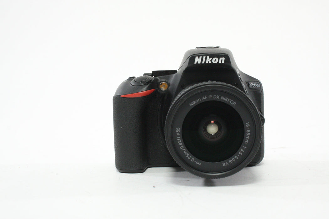Nikon D5600 DLSR with 18-55mm f/3.5-5.6 AF-P Lens with Shutter Count ONLY 116!