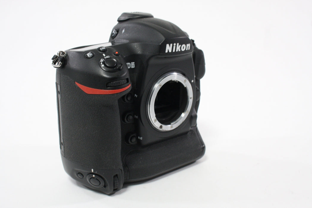 Nikon D5a Digital SLR Camera body with Shutter Count approx 61,500