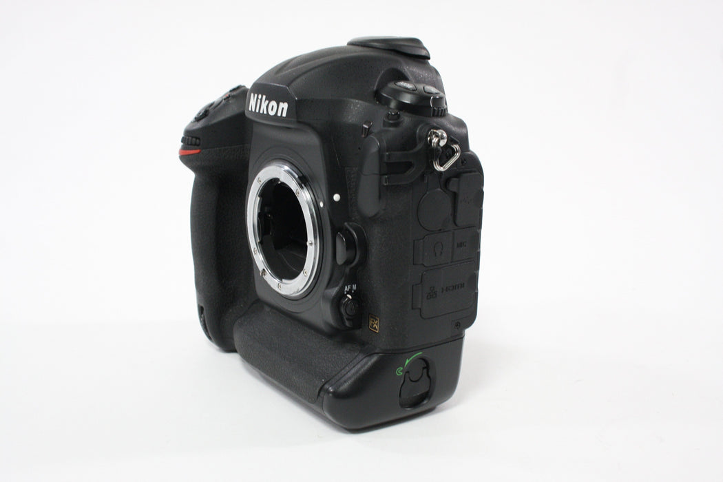Nikon D5a Digital SLR Camera body with Shutter Count approx 61,500