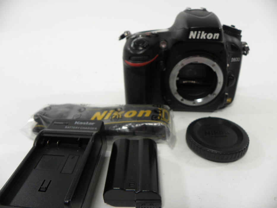 Nikon D600 24.3mp Digital SLR Body only Shutter Ct. 13,377