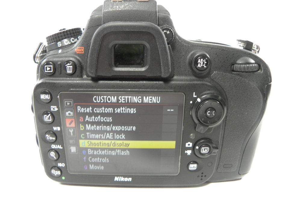 Nikon D600 24.3mp Digital SLR Body only Shutter Ct. 13,377