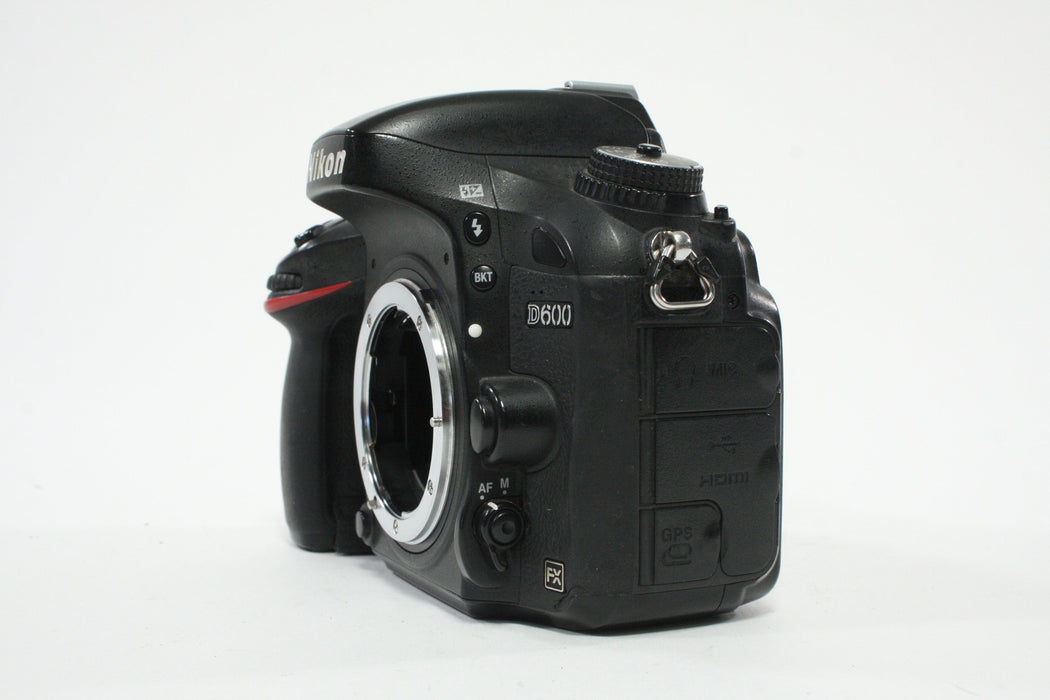 Nikon D600 DSLR Camera, for Parts or Repair