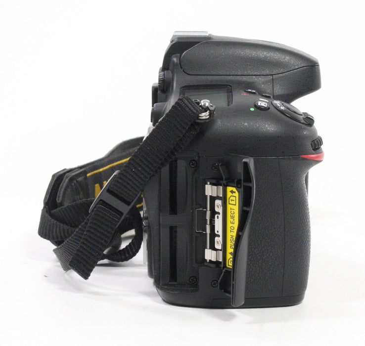 Nikon D610 Digital SLR Camera with Shutter Count ONLY 6,993