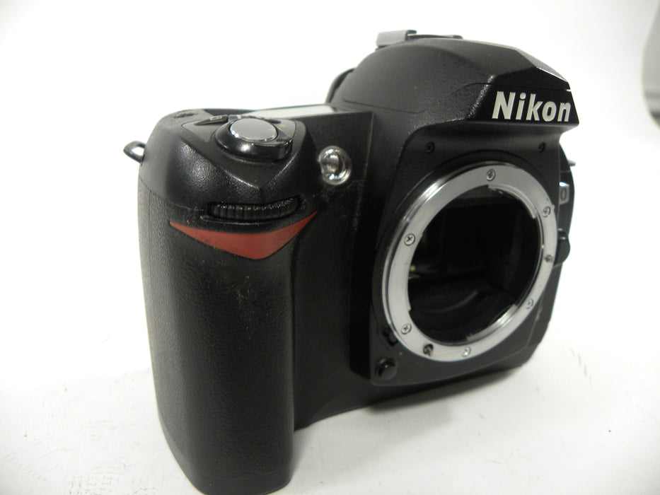 Nikon D70 6.1mp Digital SLR Body Only Shutter Ct. 26,589 AS IS
