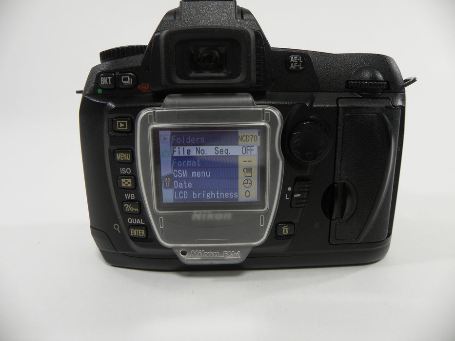 Nikon D70 6.1mp Digital SLR Body Only Shutter Ct. 5,347