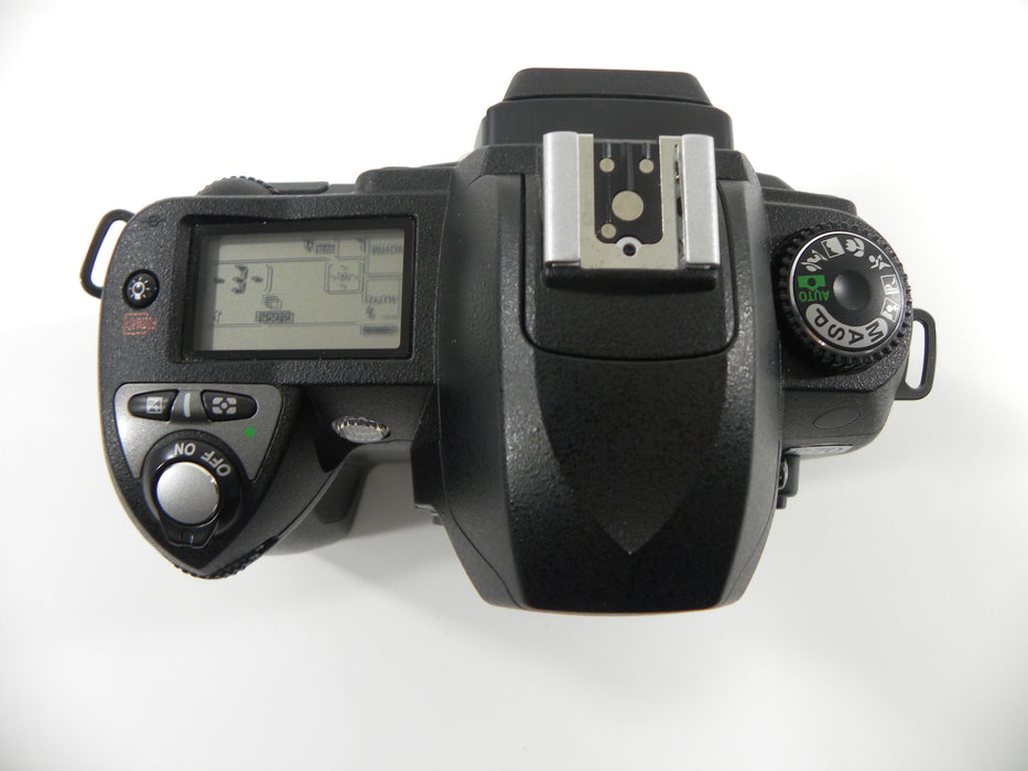Nikon D70 6.1mp Digital SLR Body Only Shutter Ct. 5,347