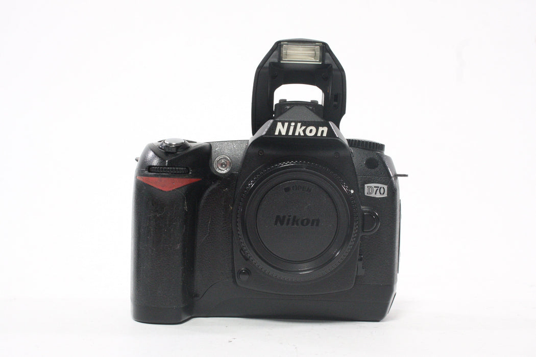 Nikon D70 Digital SLR Camera Body with Shutter Count 62,718