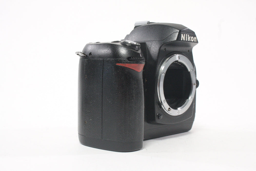 Nikon D70 Digital SLR Camera Body with Shutter Count 62,718