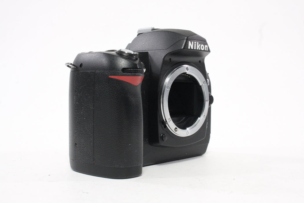 Nikon D70 DSLR Camera Body with Shutter Count of 3,905