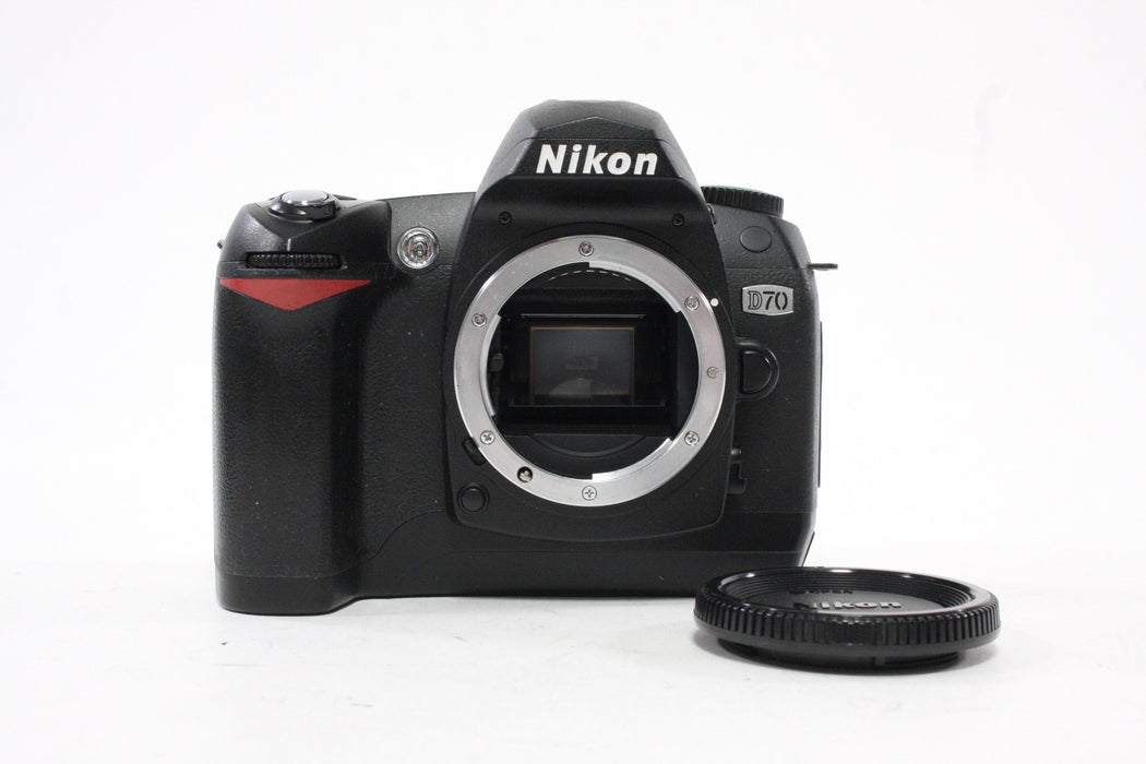 Nikon D70 DSLR Camera Body with Shutter Count of 3,905