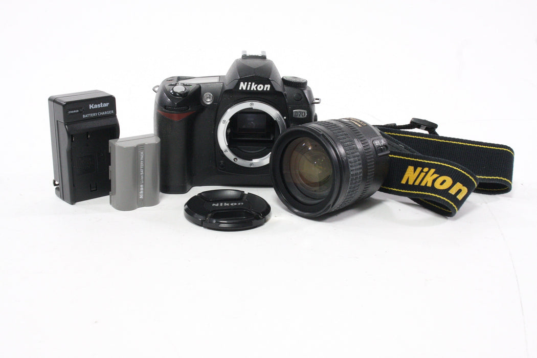 Nikon D70 with 18-70mm f/3.5-4.5 G DX ED AF-S Lens Shutter Count 13,947