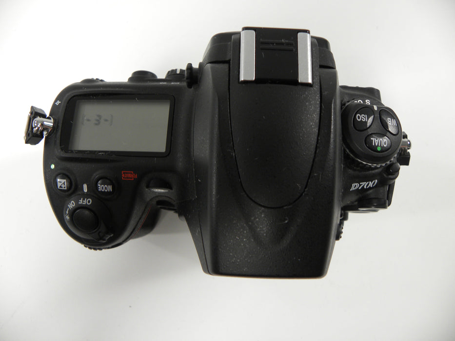Nikon D700 12.1mp Digital SLR Body Only Shutter Ct. 5,354