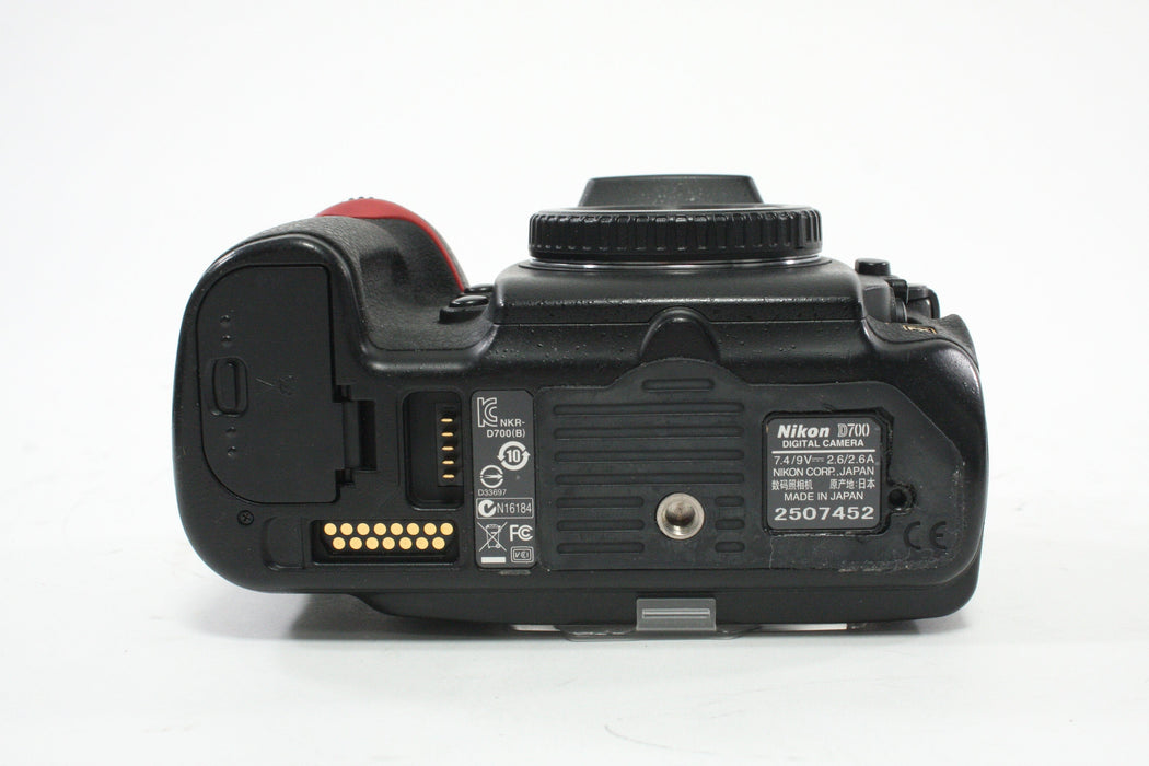 Nikon D700 DSLR Camera Body with MB-D10 Battery Grip with a Shutter Count of 21,195