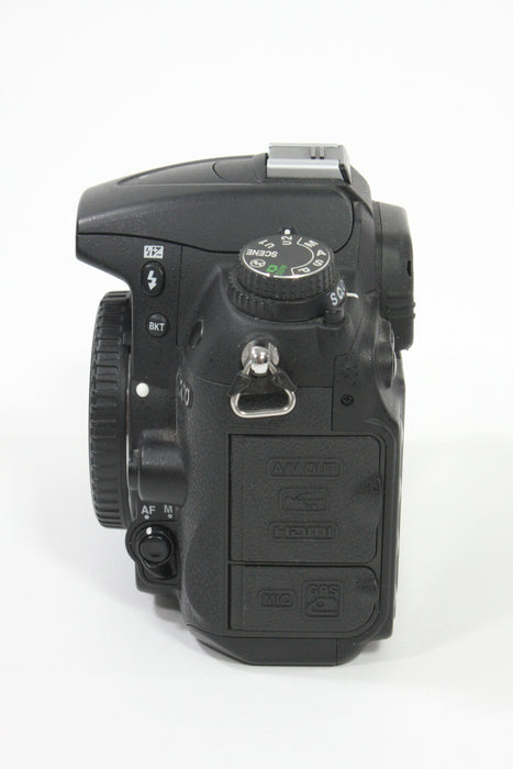Nikon D7000 Body Only - Shutter Count 4983