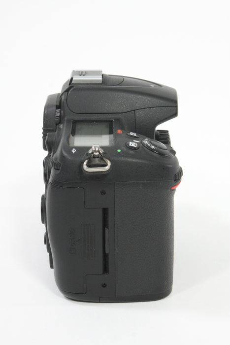 Nikon D7000 Body Only - Shutter Count 4983