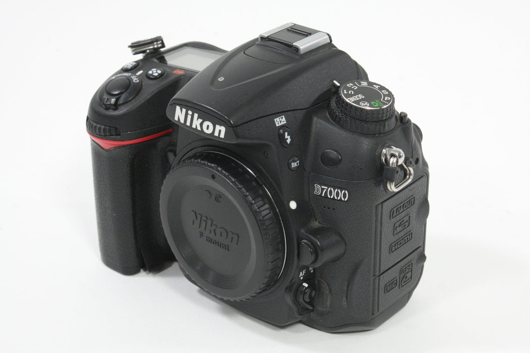 Nikon D7000 Body Only - Shutter Count 4983