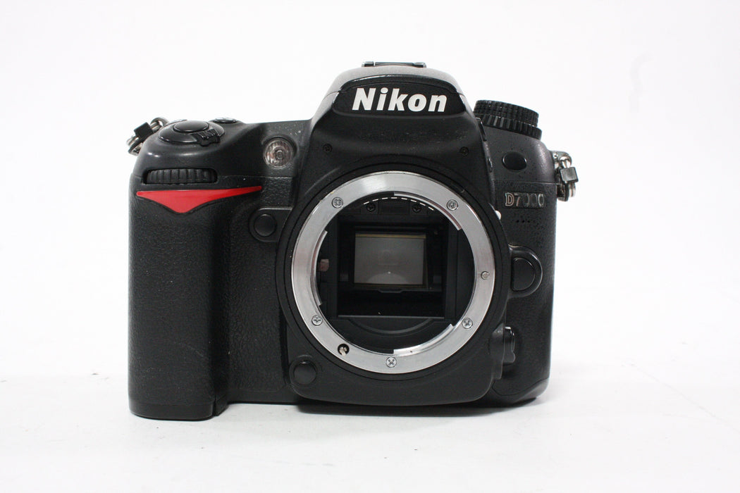 Nikon D7000 DSLR Camera Body with Shutter Count of 14,409
