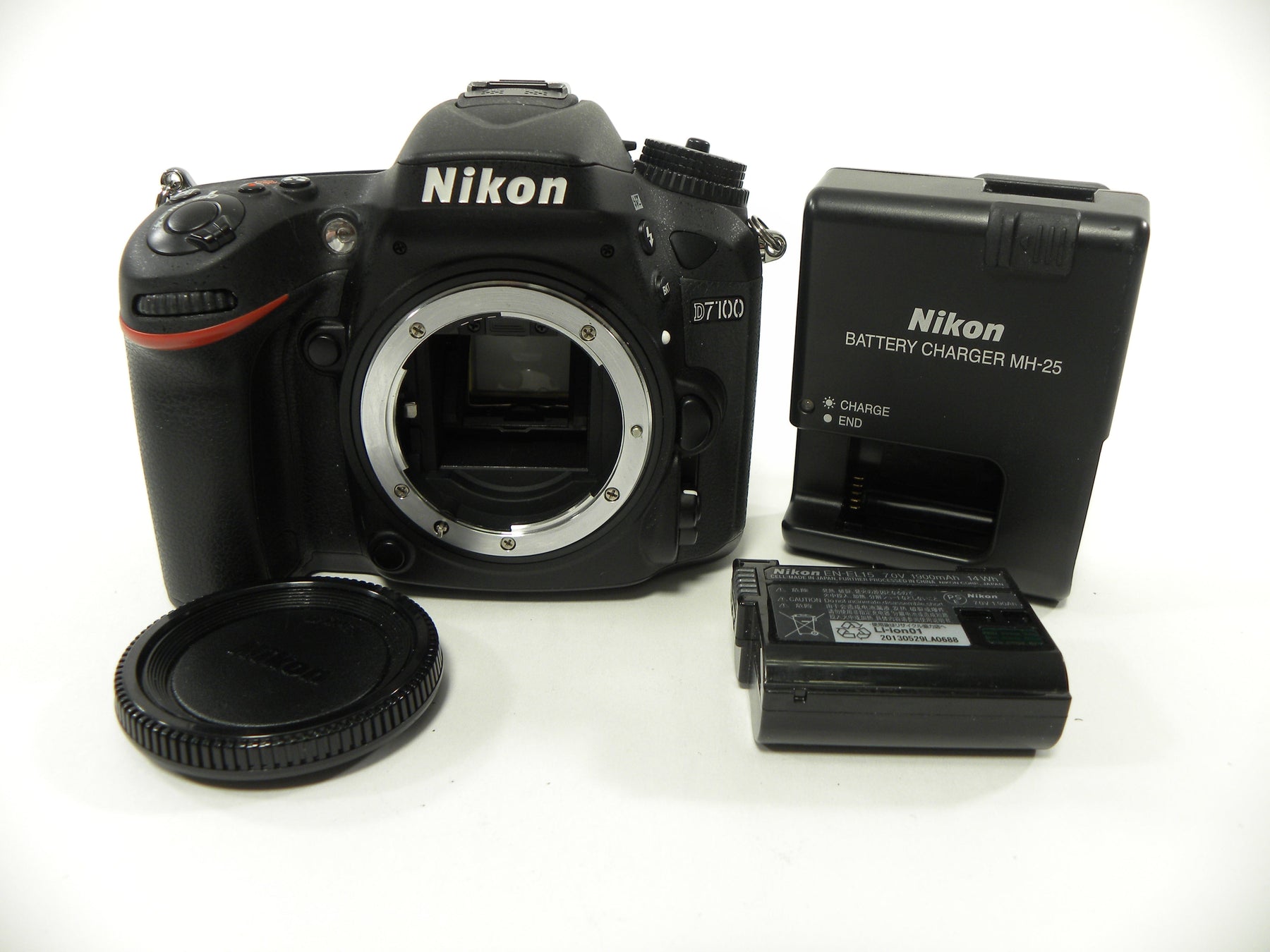 Nikon D7100 24mp Digital SLR Camera Body Only Shutter Ct. 4,170